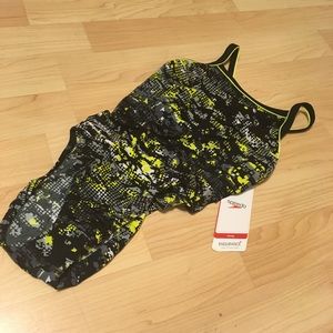 NWOT Speedo swimsuit